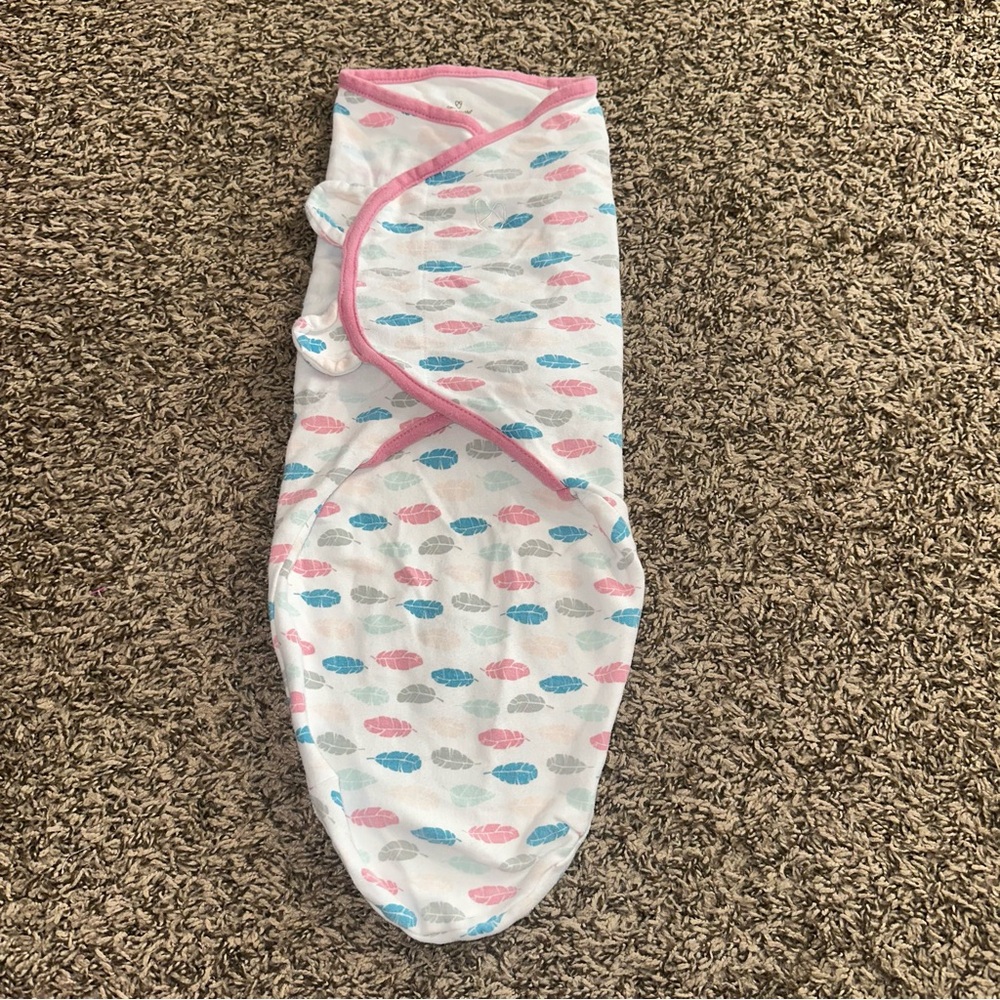 5 FOR $25 SwaddleMe Large Pink and Blue Swaddle